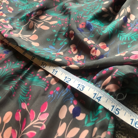 Gray & Hot Pink Floral Keyhole Dress - Picture 6 of 9